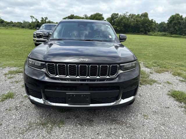 2023 Jeep Grand Cherokee L Laredo 4x4