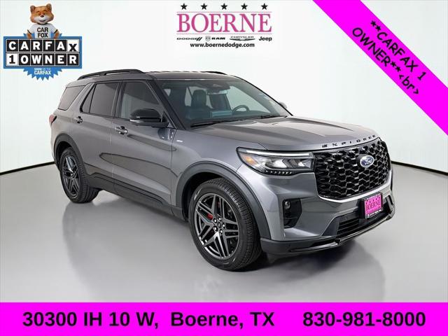 2025 Ford Explorer ST-Line