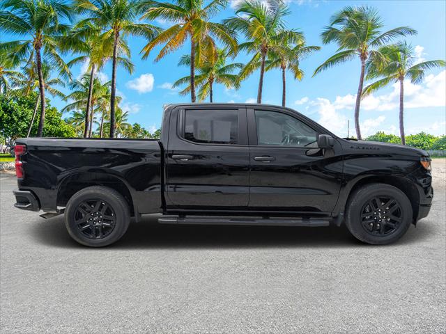 2023 Chevrolet Silverado 1500 2WD Crew Cab Short Bed Custom
