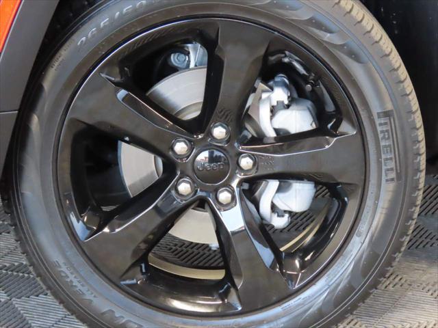 2023 Jeep Grand Cherokee Limited 4x4 2023 Jeep Grand Cherokee Limited 4x4