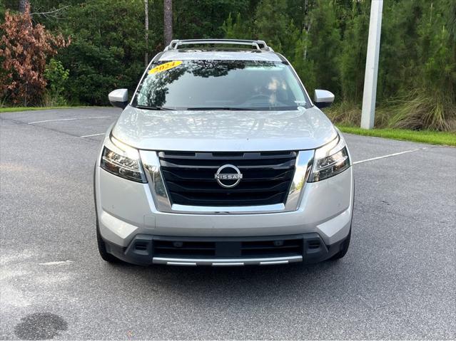 2024 Nissan Pathfinder Platinum FWD