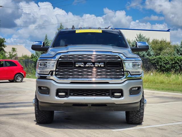 2022 RAM 3500 Limited Crew Cab 4x4 8 Box