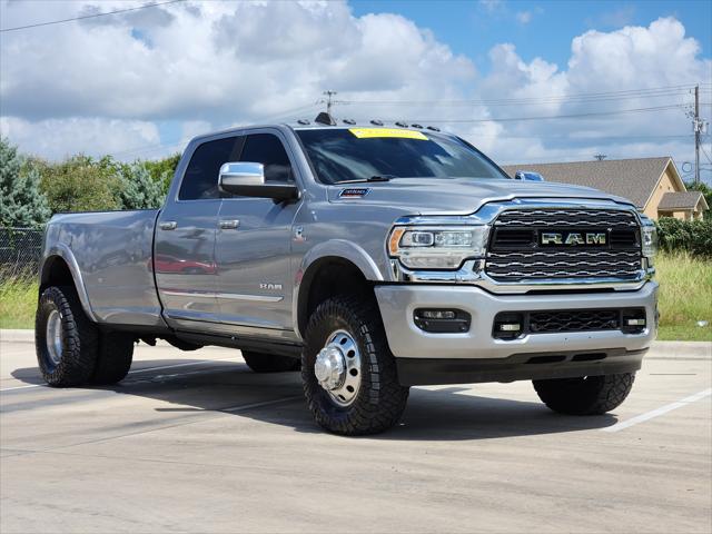 2022 RAM 3500 Limited Crew Cab 4x4 8 Box