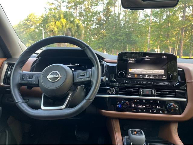 2024 Nissan Pathfinder Platinum FWD