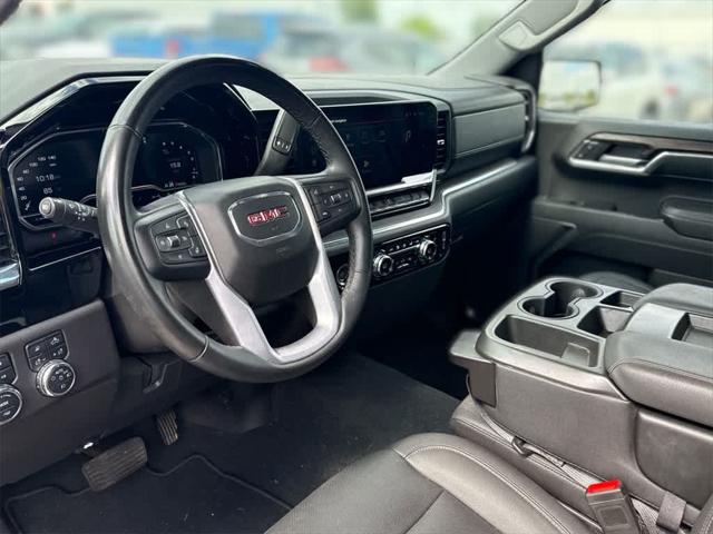2023 GMC Sierra 1500 4WD Crew Cab Short Box SLT