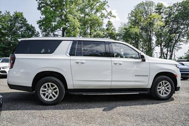 2023 Chevrolet Suburban 4WD LT
