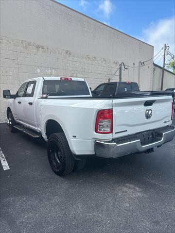 2024 RAM 3500 Big Horn Crew Cab 4x4 8 Box