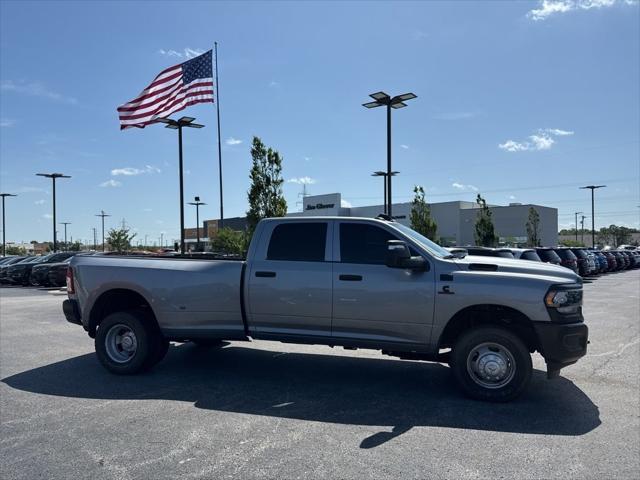 2024 RAM 3500 Tradesman Crew Cab 4x4 8 Box