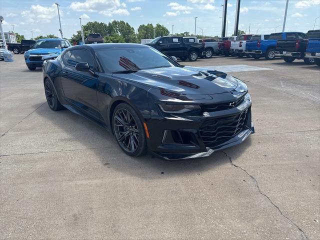 2021 Chevrolet Camaro RWD Coupe ZL1