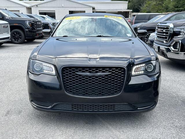 2021 Chrysler 300 Touring