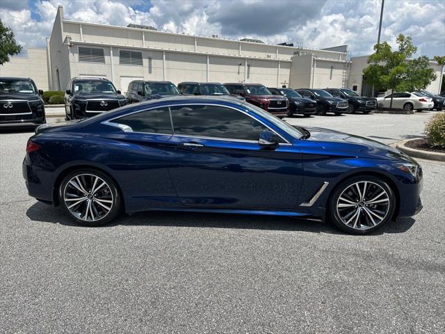 2022 INFINITI Q60 LUXE