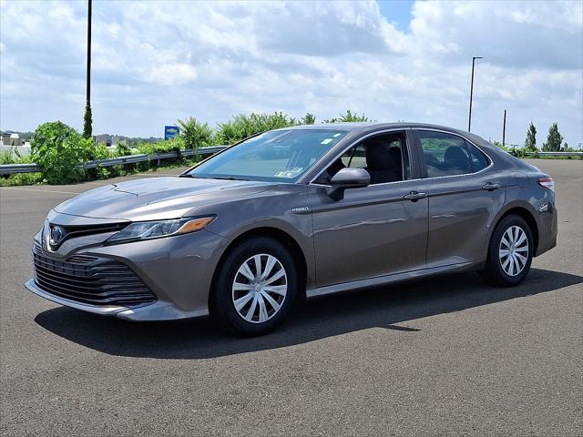 2020 Toyota Camry LE Hybrid