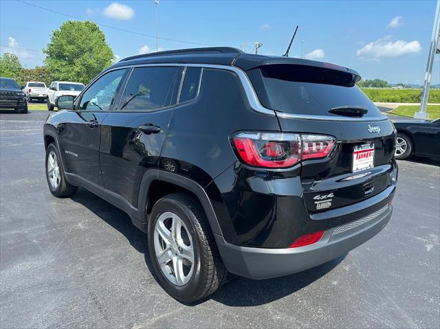 2024 Jeep Compass Latitude 4x4 2024 Jeep Compass Latitude 4x4