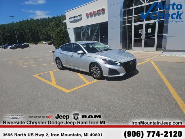 2023 Nissan Altima SV FWD
