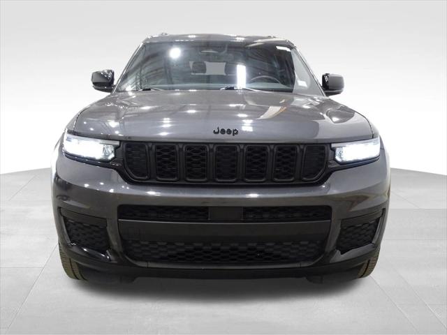 2022 Jeep Grand Cherokee L Altitude 4x2