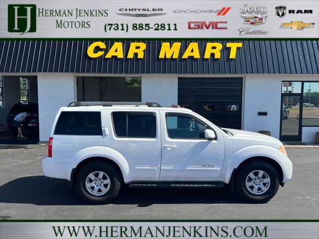 2005 Nissan Pathfinder SE Off-Road