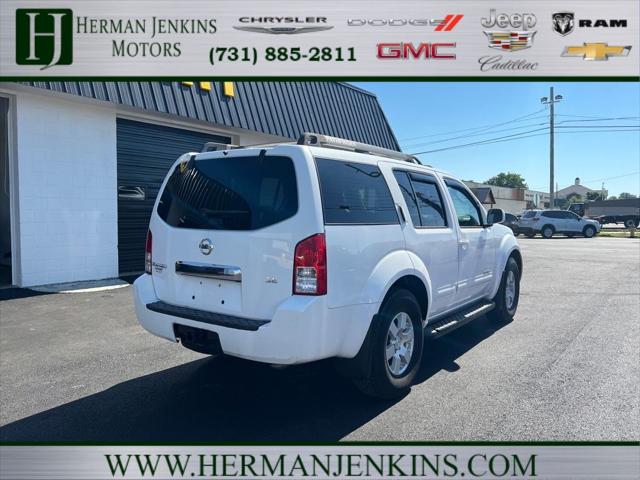 2005 Nissan Pathfinder SE Off-Road