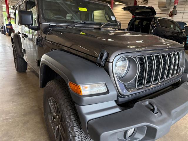 2024 Jeep Wrangler 4-Door Sport RHD 4x4