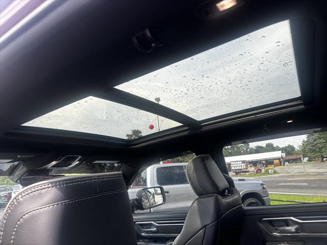 2023 RAM 1500 Laramie Crew Cab 4x2 57 Box