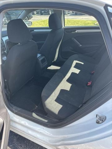 2016 Volkswagen Passat 1.8T S