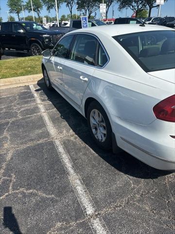 2016 Volkswagen Passat 1.8T S