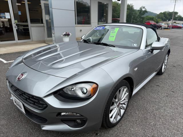 2017 Fiat 124 Spider Lusso