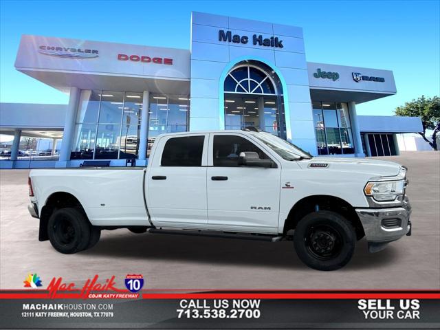 2020 RAM 3500 Tradesman Crew Cab 4x4 8 Box
