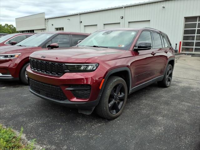 2023 Jeep Grand Cherokee Altitude 4x4 2023 Jeep Grand Cherokee Altitude 4x4