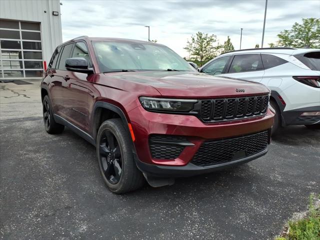 2023 Jeep Grand Cherokee Altitude 4x4 2023 Jeep Grand Cherokee Altitude 4x4