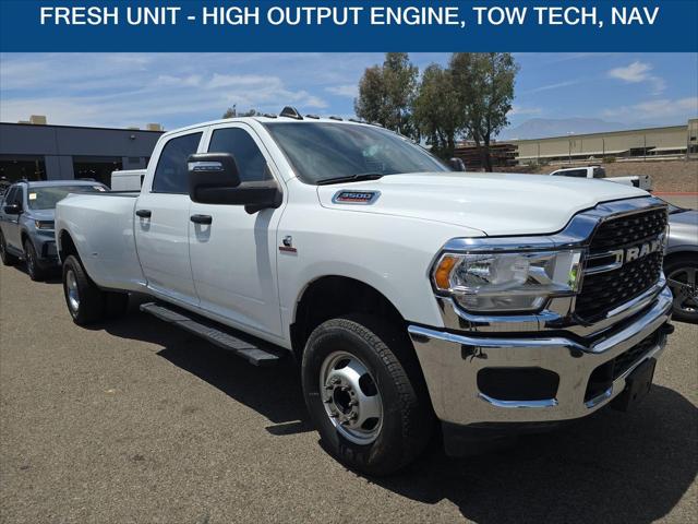 2023 RAM 3500 Tradesman Crew Cab 4x4 8 Box