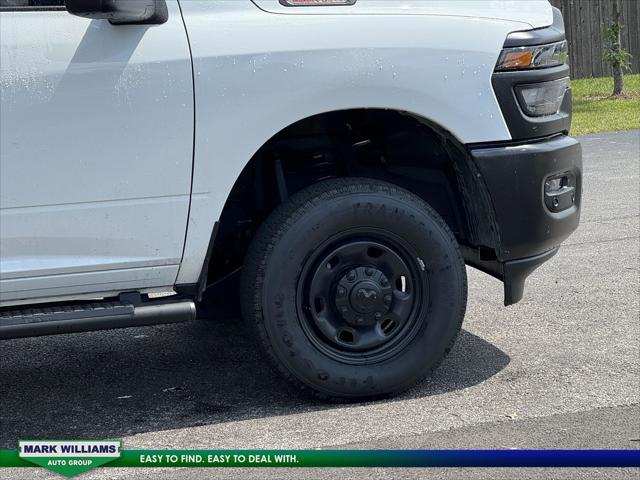 2025 RAM 2500 Tradesman Crew Cab 4x4 64 Box