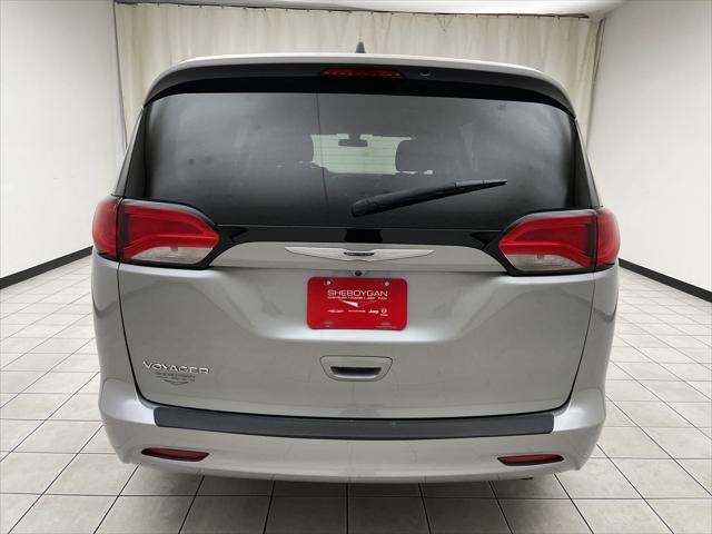 2021 Chrysler Voyager LX