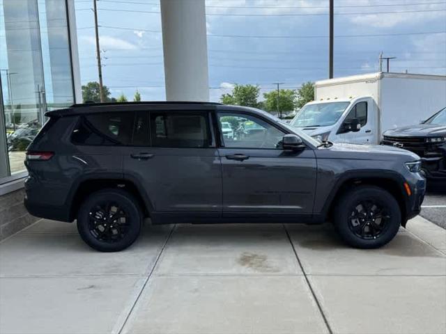 2025 Jeep Grand Cherokee GRAND CHEROKEE L ALTITUDE X 4X4
