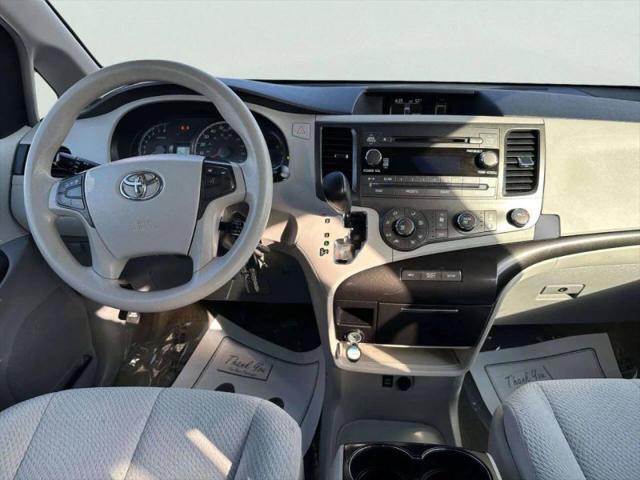 2011 Toyota Sienna LE V6