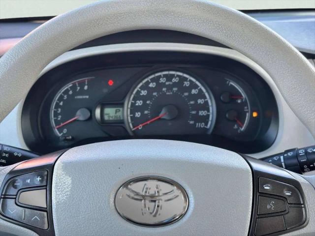 2011 Toyota Sienna LE V6