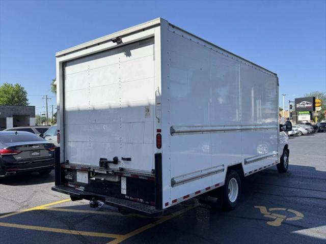 2022 Ford E-350 Cutaway Base