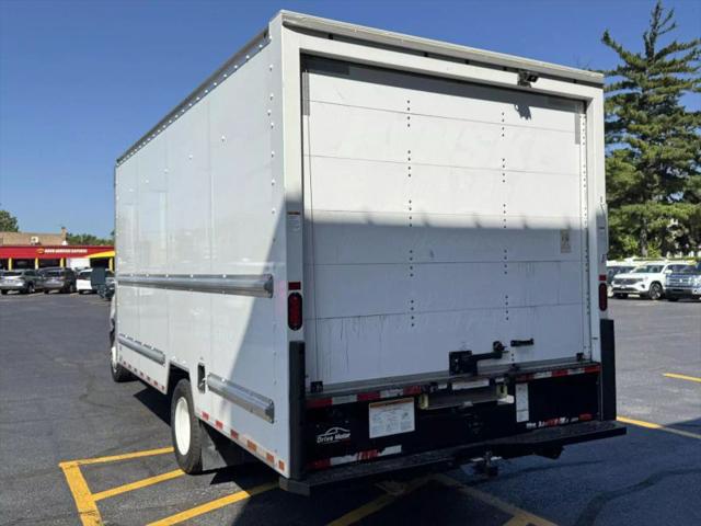 2022 Ford E-350 Cutaway Base