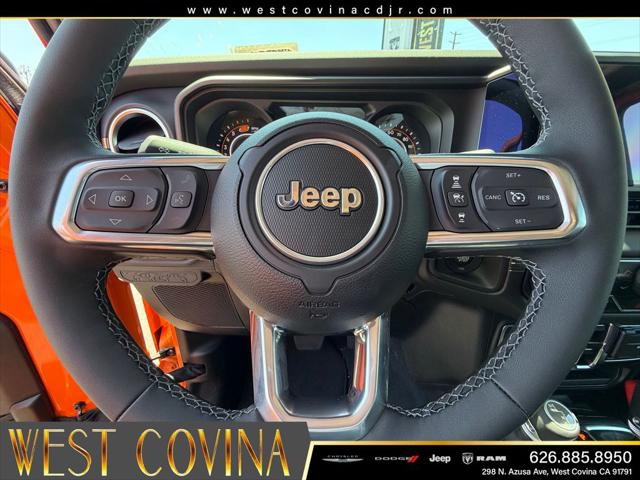 2025 Jeep Wrangler 4-Door Sahara 4x4