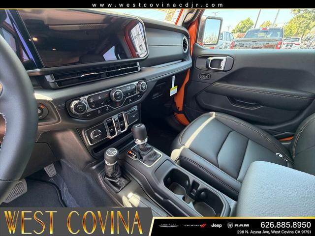 2025 Jeep Wrangler 4-Door Sahara 4x4