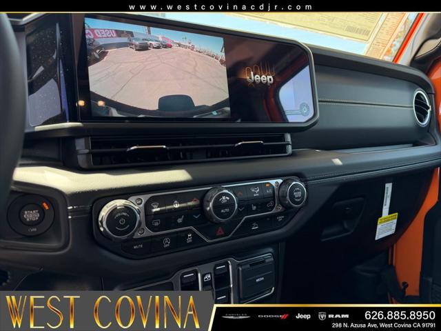 2025 Jeep Wrangler 4-Door Sahara 4x4