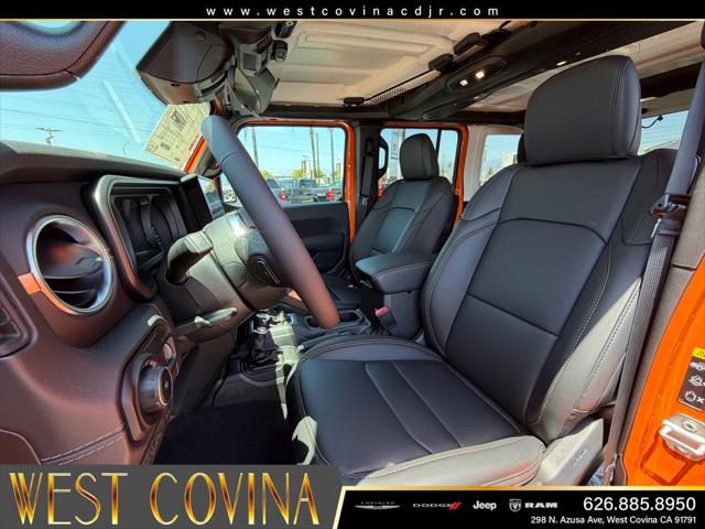 2025 Jeep Wrangler 4-Door Sahara 4x4