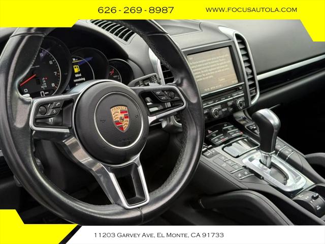 2016 Porsche Cayenne Base