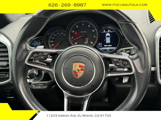 2016 Porsche Cayenne Base