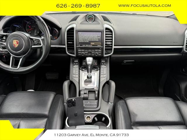 2016 Porsche Cayenne Base
