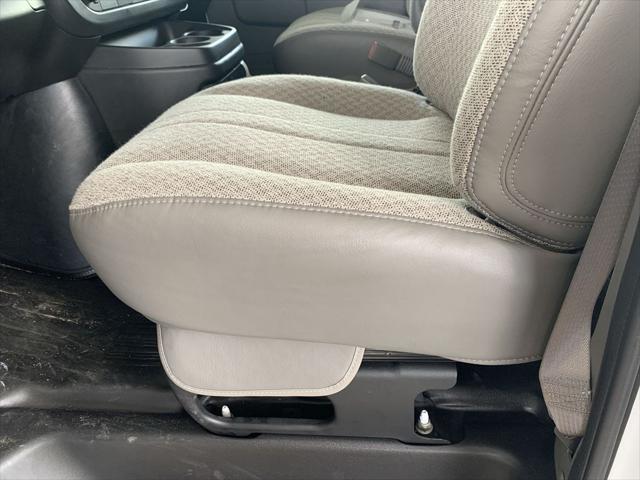 2025 GMC Savana Cargo RWD 2500 Regular Wheelbase Work Van