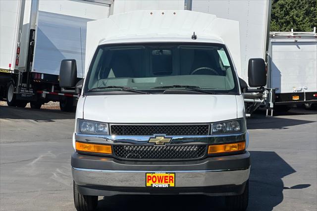 2025 Chevrolet Express Cutaway Work Van