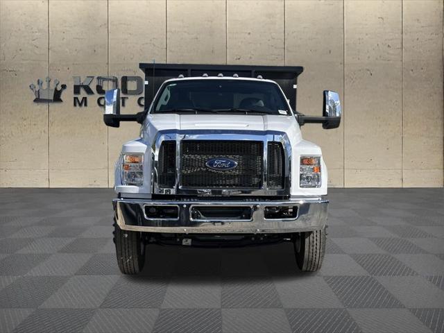 2025 Ford F-750 Base