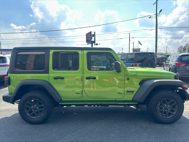 2025 Jeep Wrangler 4-Door Summit 4x4