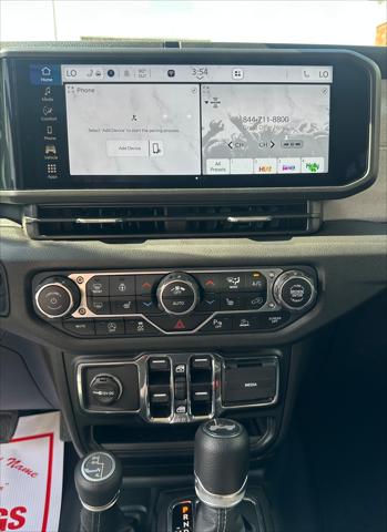 2025 Jeep Wrangler 4-Door Summit 4x4