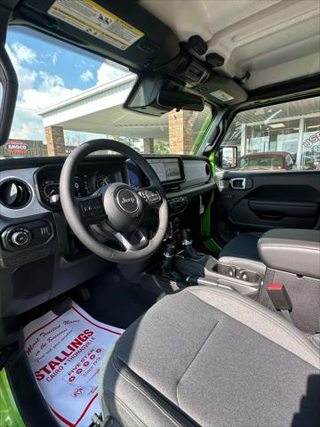 2025 Jeep Wrangler 4-Door Summit 4x4